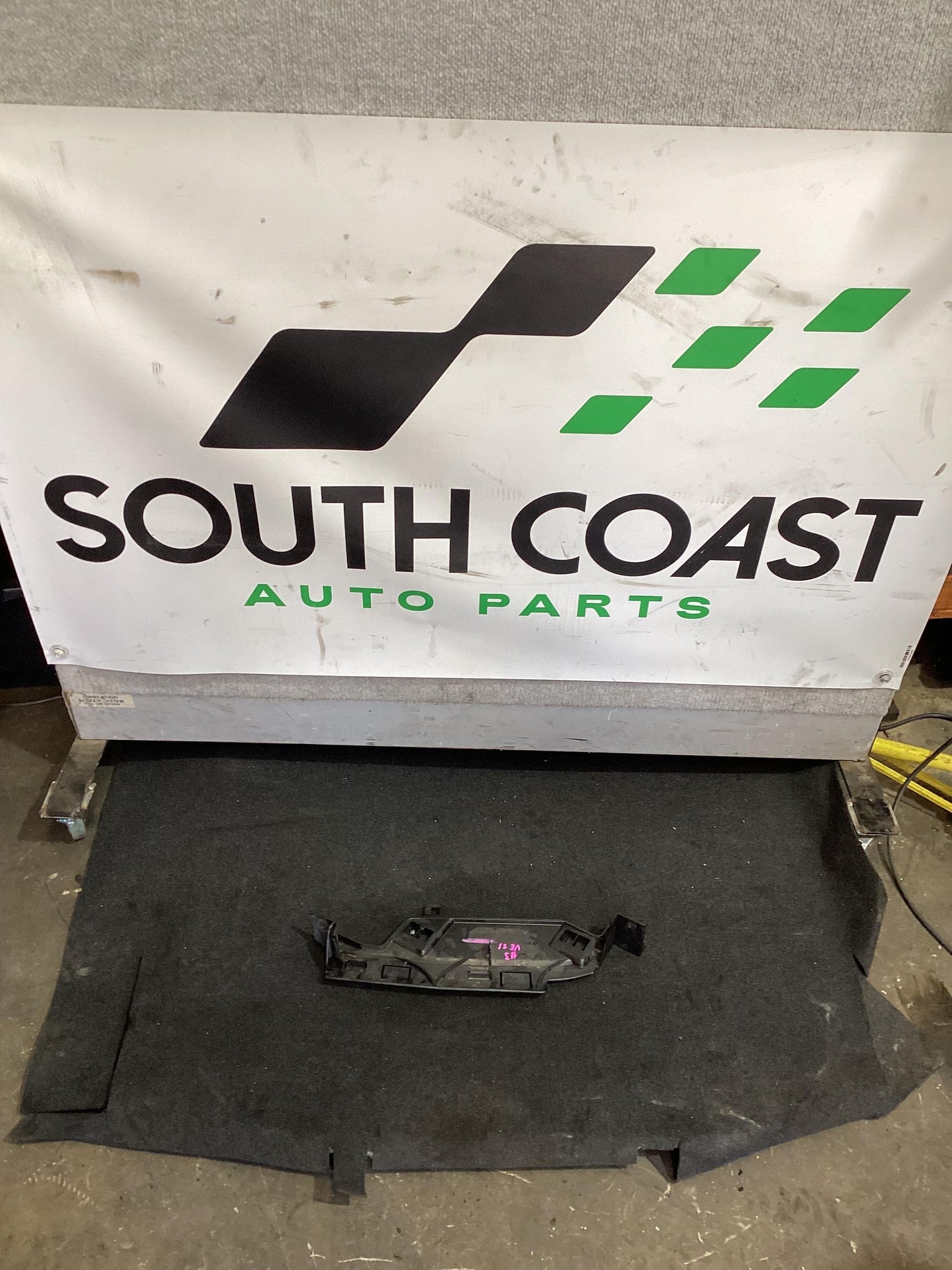 2006 - 2010 Holden Commodore VE  Right Headlight Support Panel 92263446