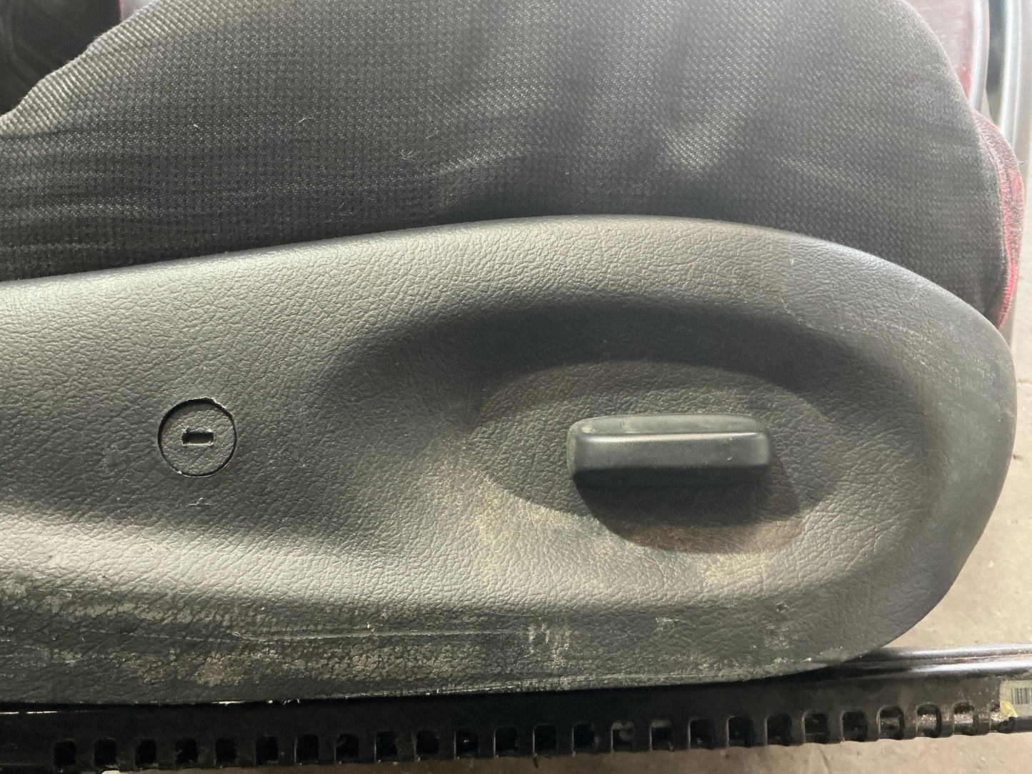 Holden Commodore VU 6H8VUK80F2L904753 Complete Interior