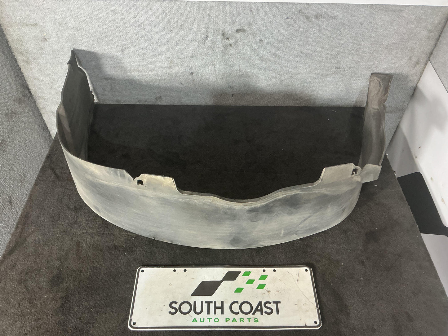 2003 Holden Commodore VY  Left Front Guard Liner 92083926