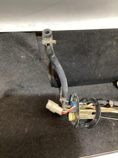 Holden Commodore VR  Fuel Sending Unit