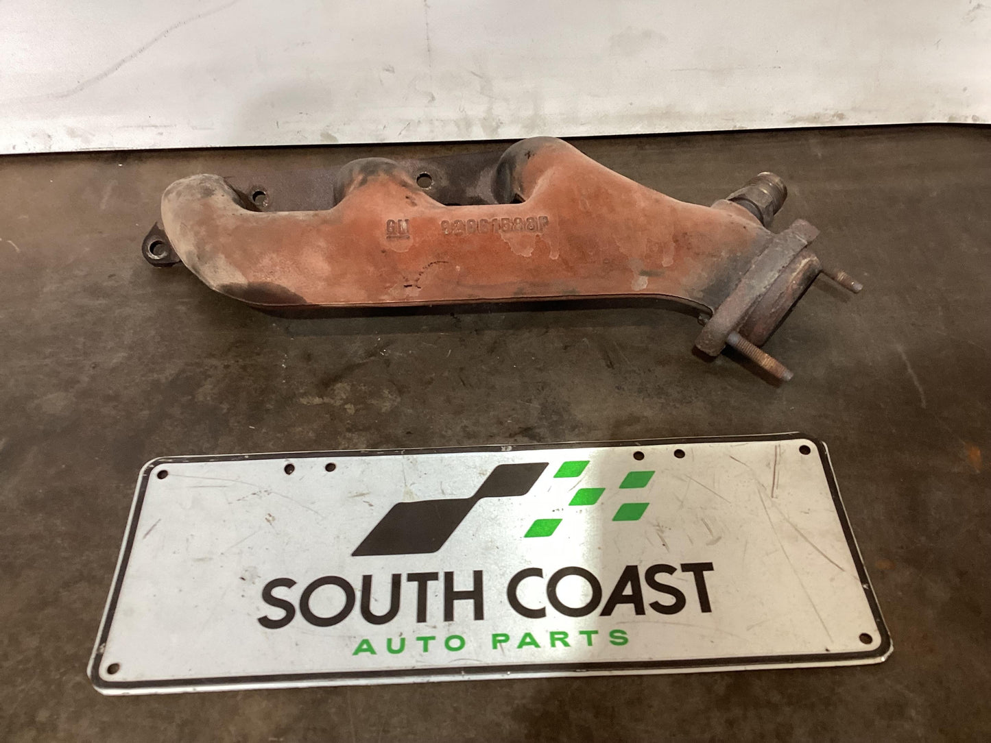 Holden Commodore VY  Left Exhaust Manifold 92061588P