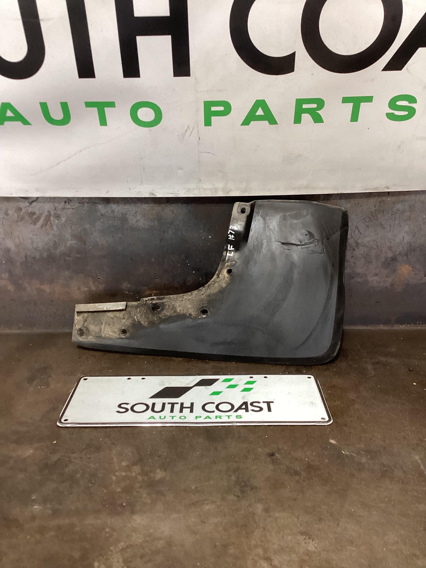Volkswagen Amarok   Mud Flaps Set