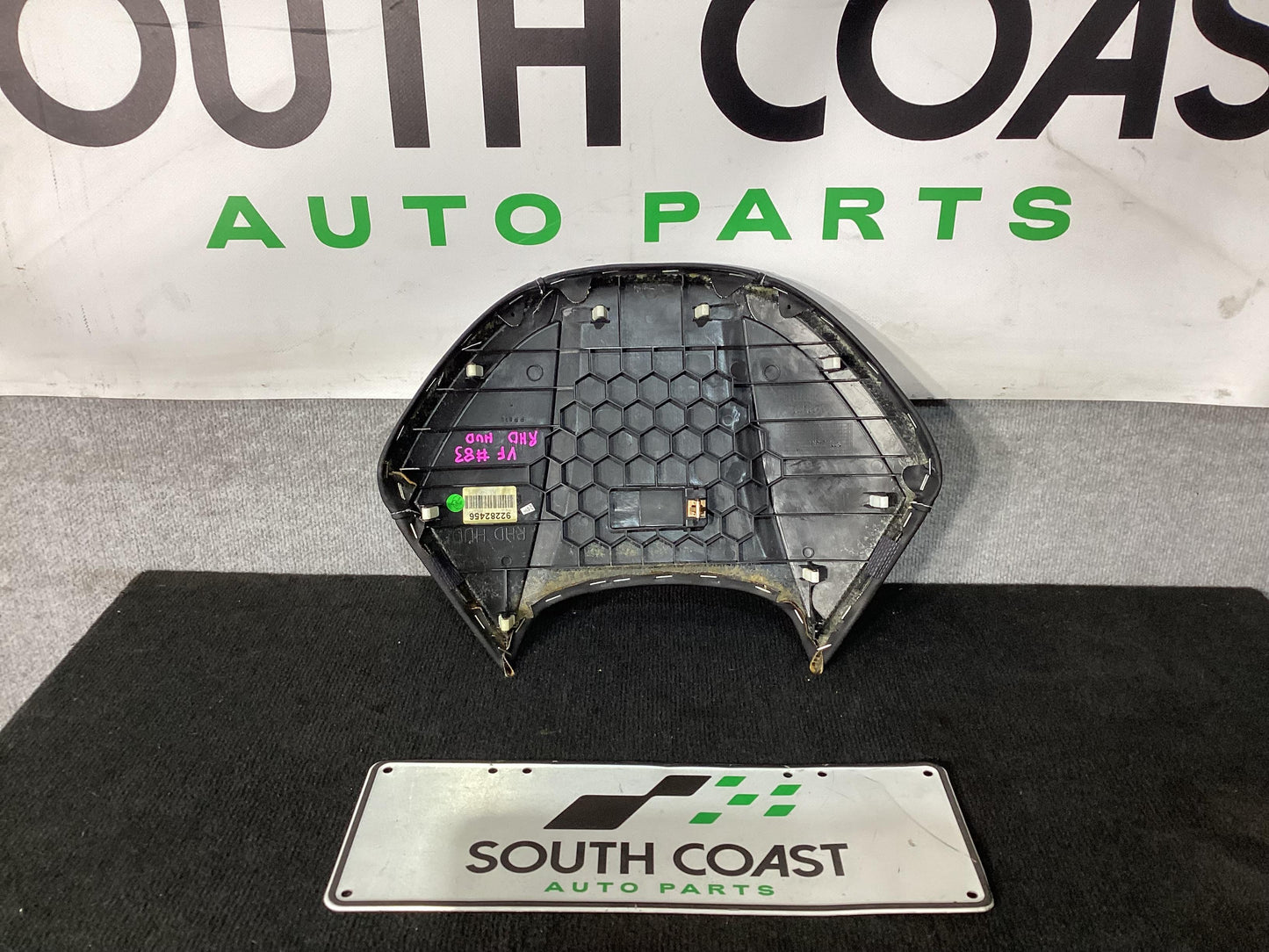 Holden Commodore VF  Dash Top Centre Panel 9282456