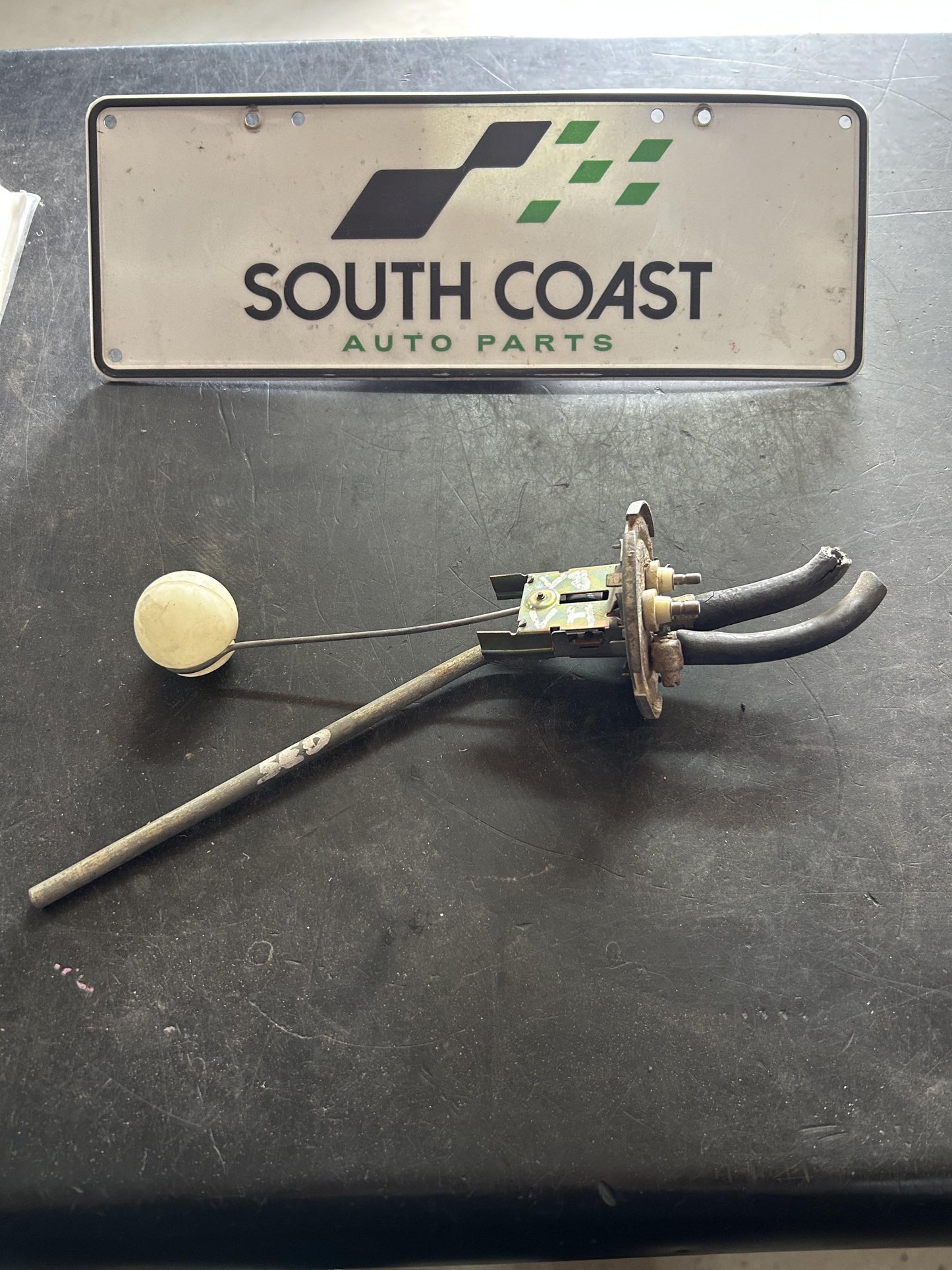 Holden Commodore   Fuel Sending Unit