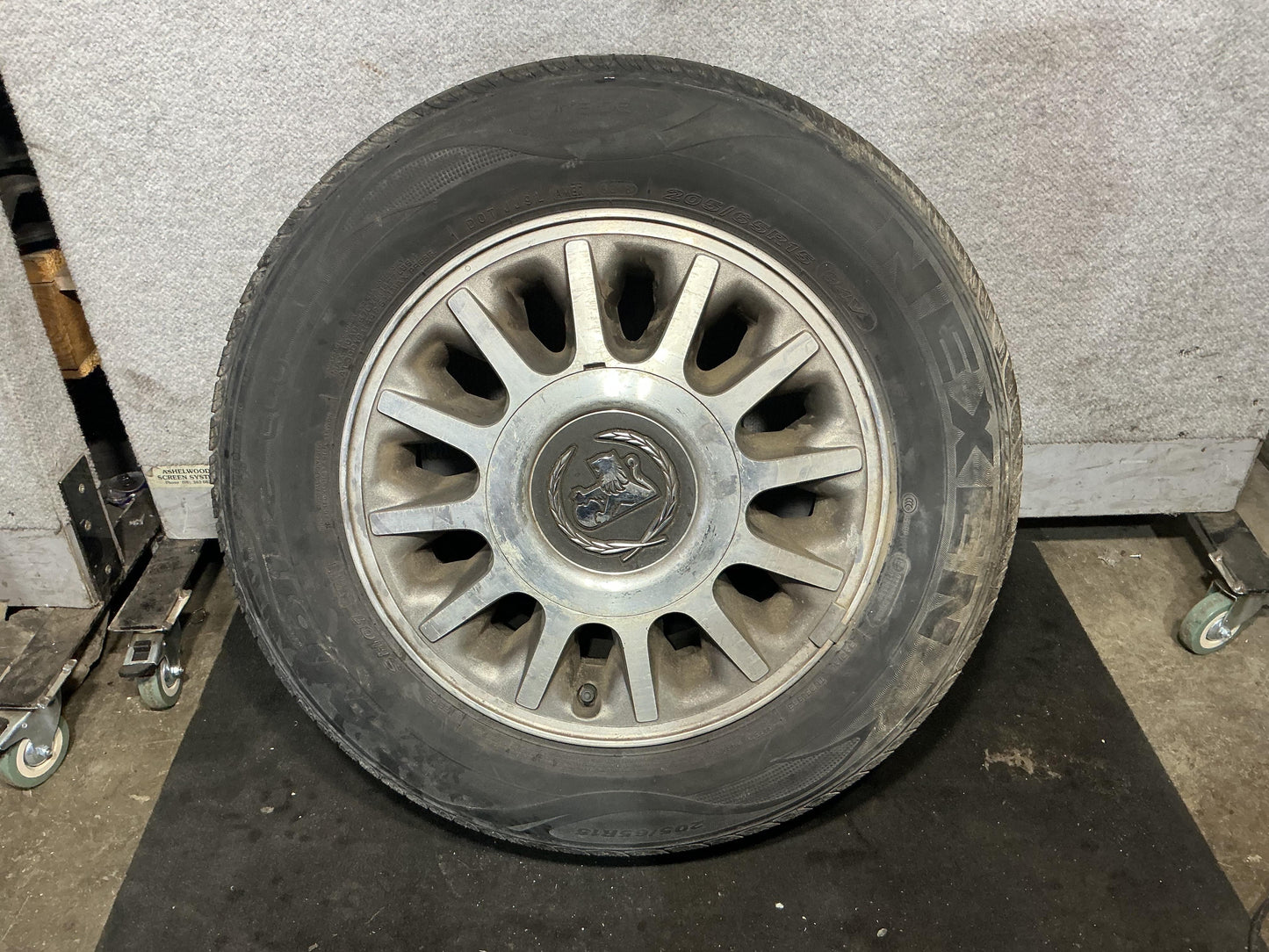 Holden Commodore VR 6H8VRK19HSL781543 Wheel Set