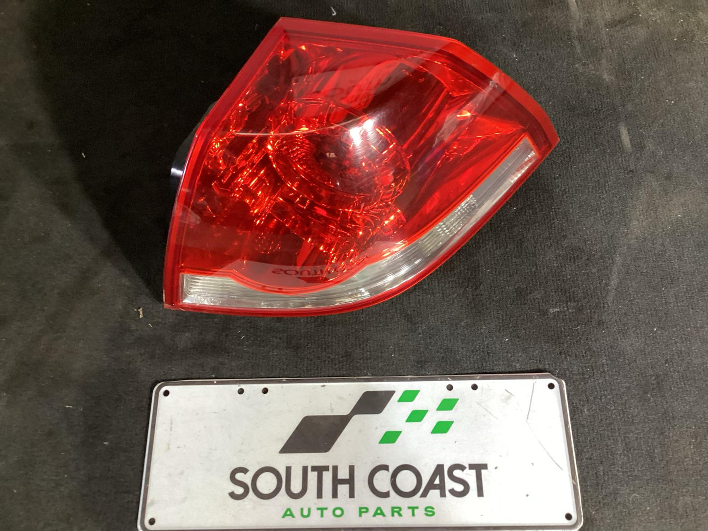 Holden Commodore   Right Taillight