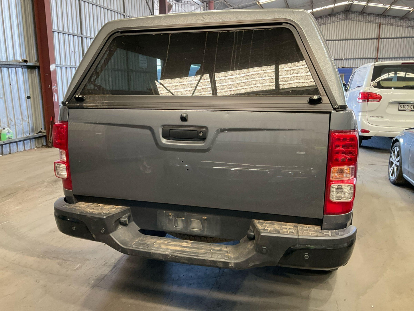 2014 Holden Colorado Grey