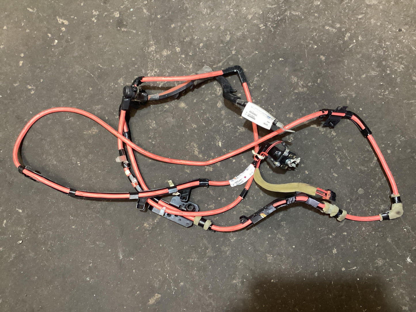 2010, Holden, Statesman, Statesman, positive power cable