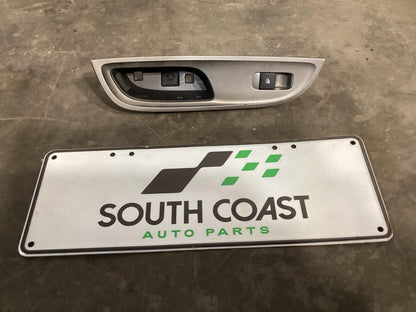 2017, Holden, Commodore, Sportwagon, VF, Left Rear Window Switch
