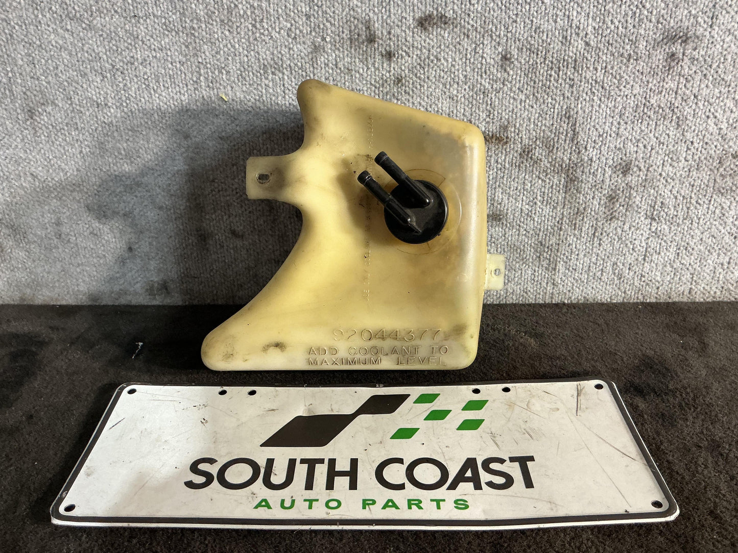 Holden Commodore VR 6H8VRK19HSL781543 Overflow Bottle 92044377