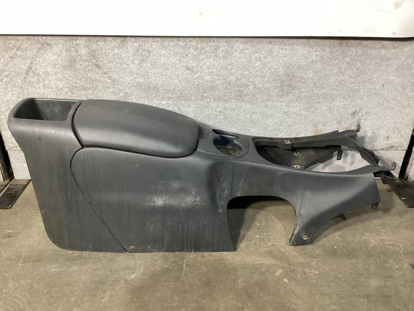 2001 Holden Commodore VU  Centre Console