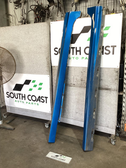 Holden Commodore VF  Side Skirt Set