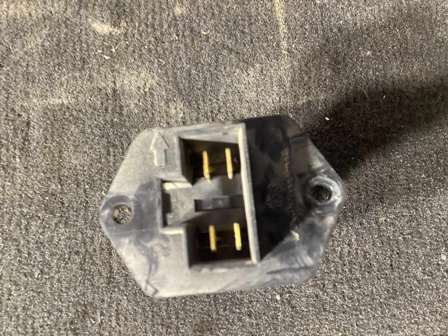2001 Holden Commodore VU  Fan Speed Resistor