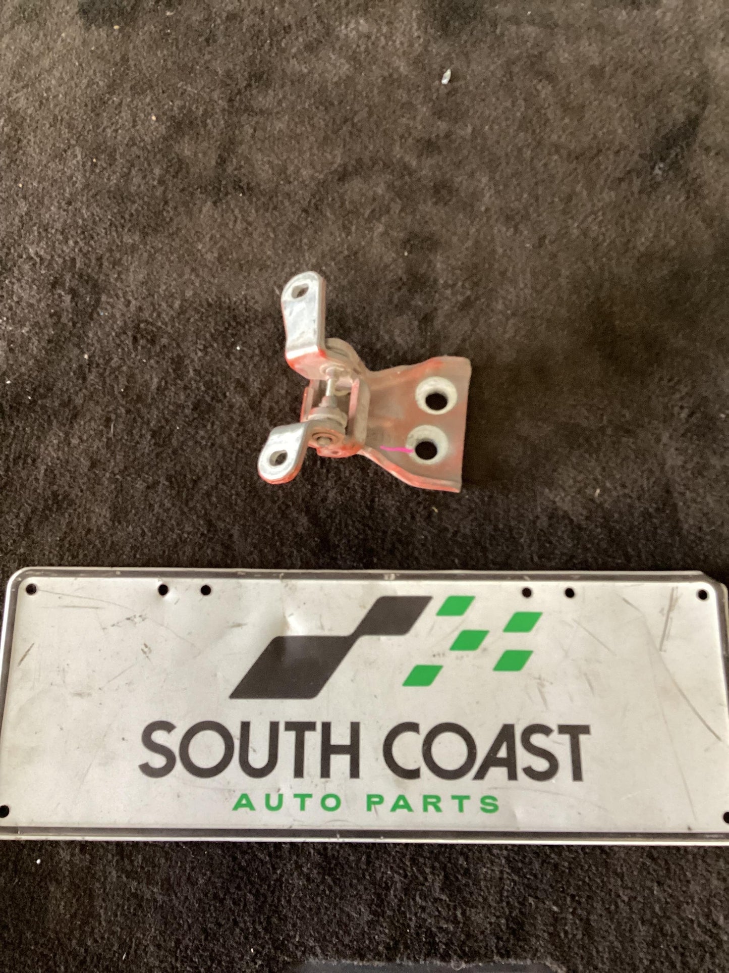 2006 - 2010 Holden Commodore VE  Left Front Door Top Hinge