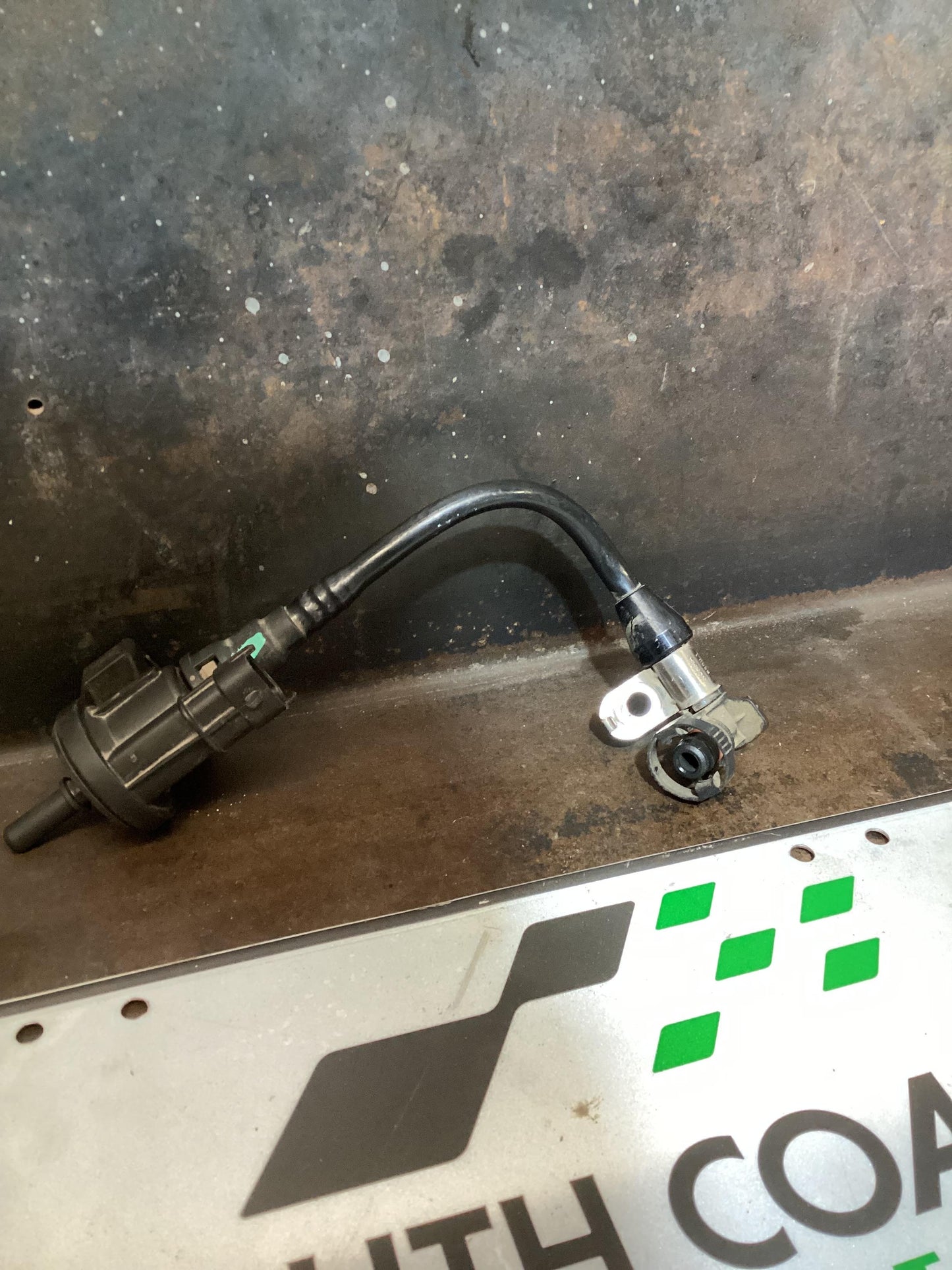 Holden Commodore VE 6G1EK5E79BL526529 Purge Valve