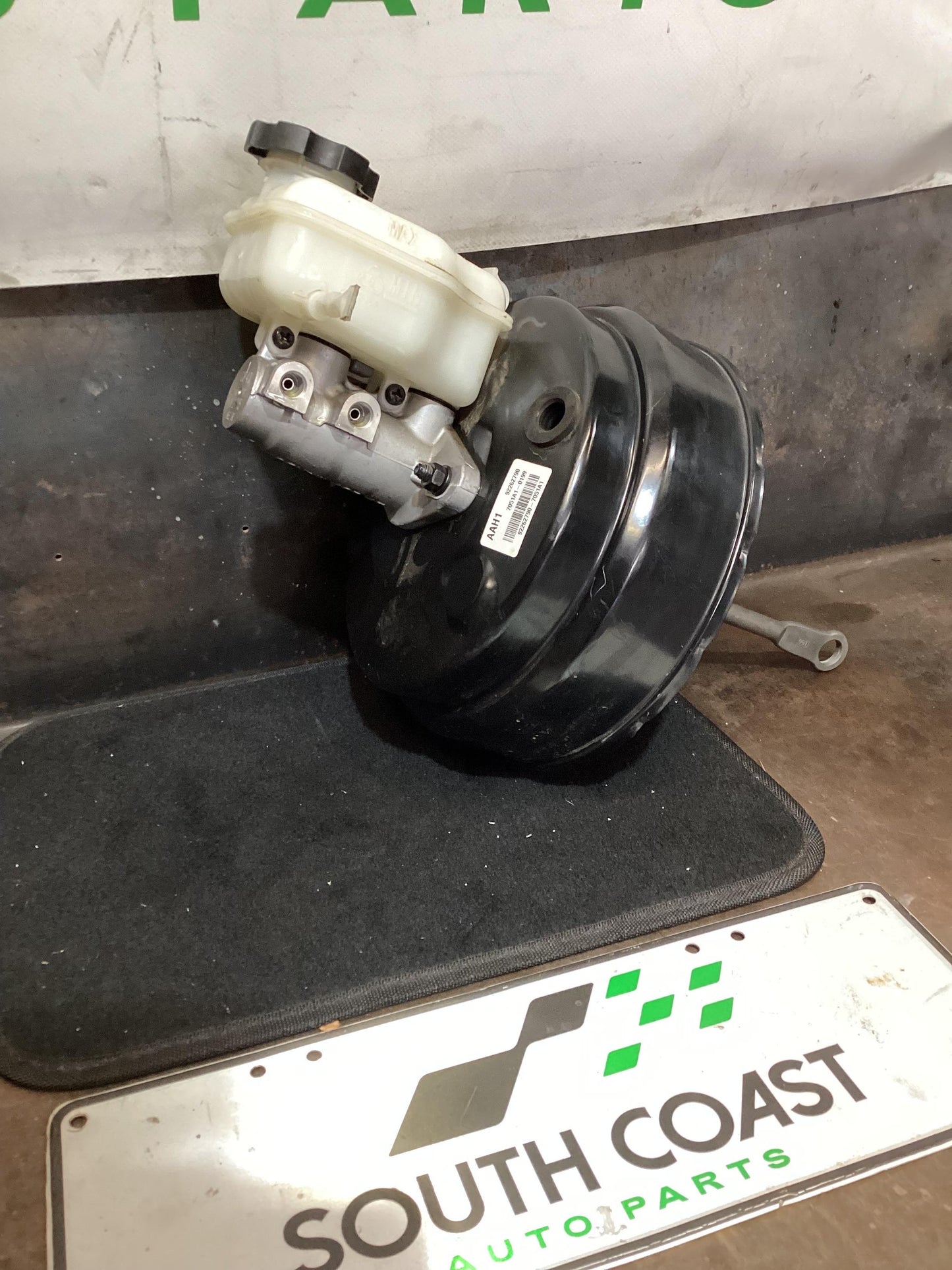 Holden Commodore VE  Brake Booster 92262790