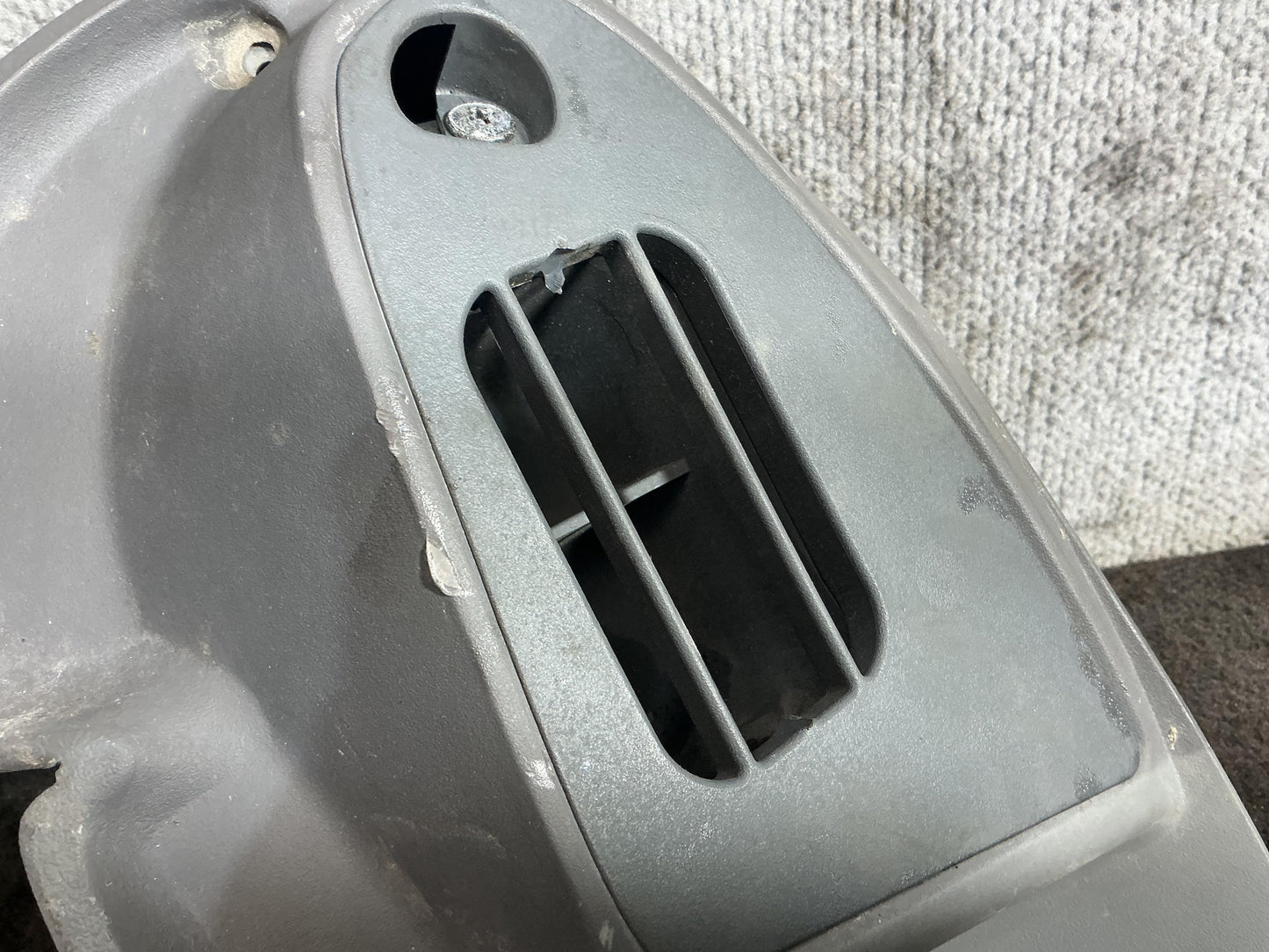 Holden Commodore VR 6H8VRK19HSL781543 A/C Vent Left 92052309