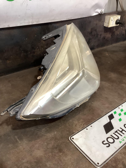 Holden Colorado RG  Right Headlight