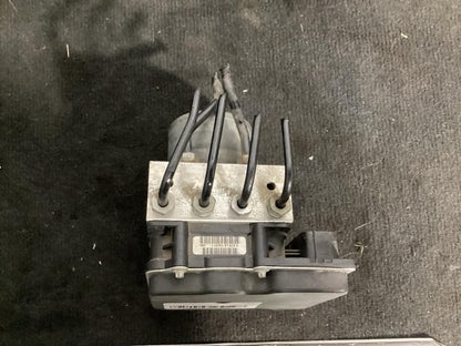 Holden Commodore   ABS Brake Module 92256595