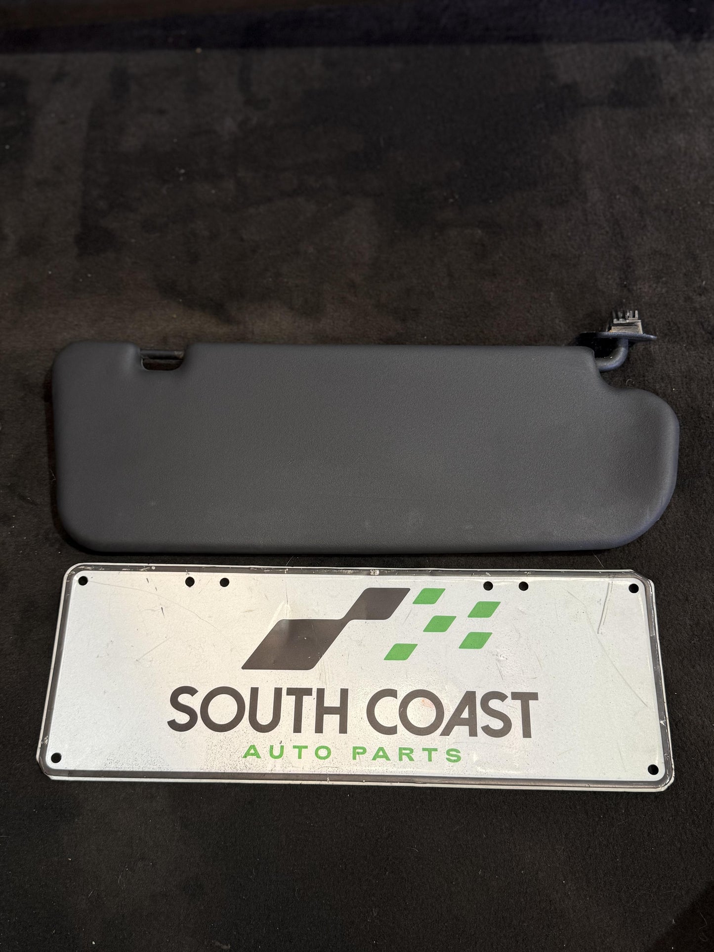 Holden Commodore VE  Left Sun Visor