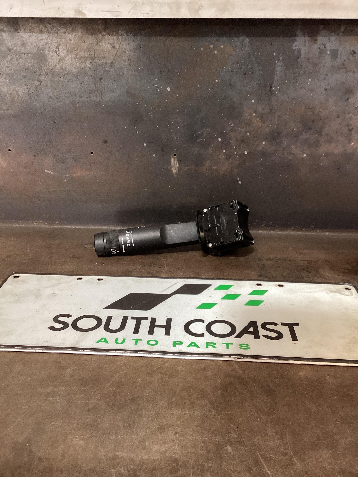 Holden Commodore VF  Wiper Switch 22863069