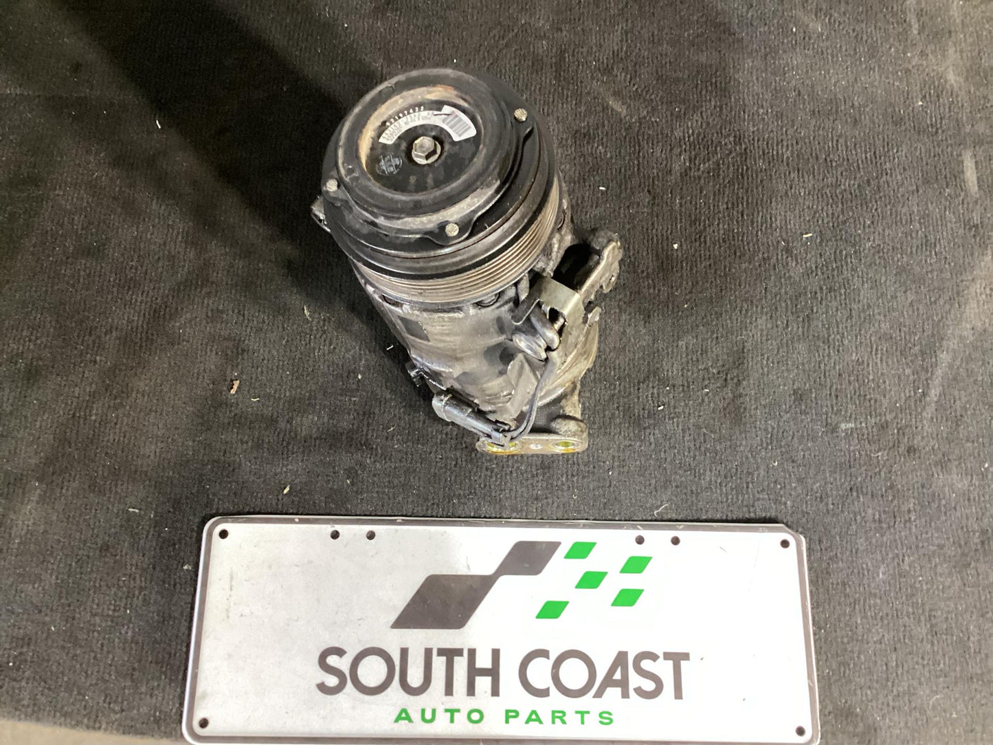 Holden Commodore   A/C Compressor 92197432