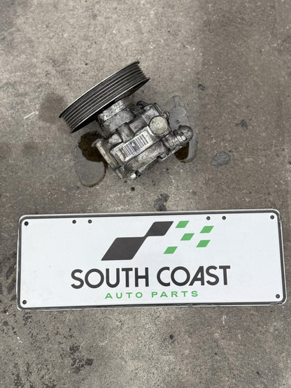 Audi A4 B8 WAUZZ8K9AA071441 Power Steering Pump 8K0145153F