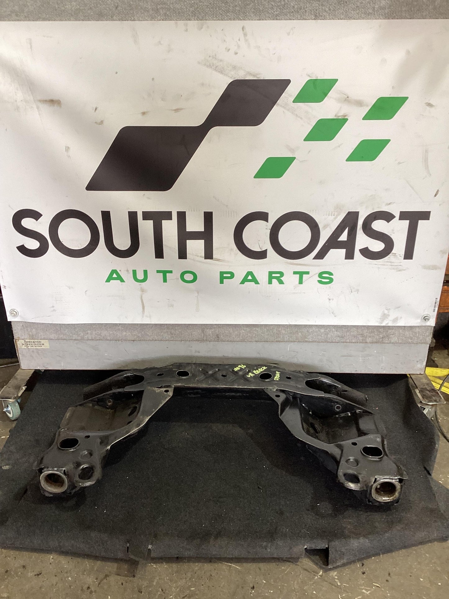Holden Commodore VR 6H8VRK19HSL781543 Front Subframe