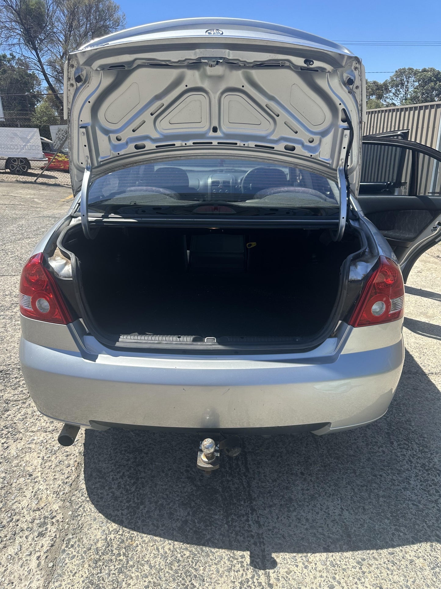 2002 - 2004 Holden Commodore  VY