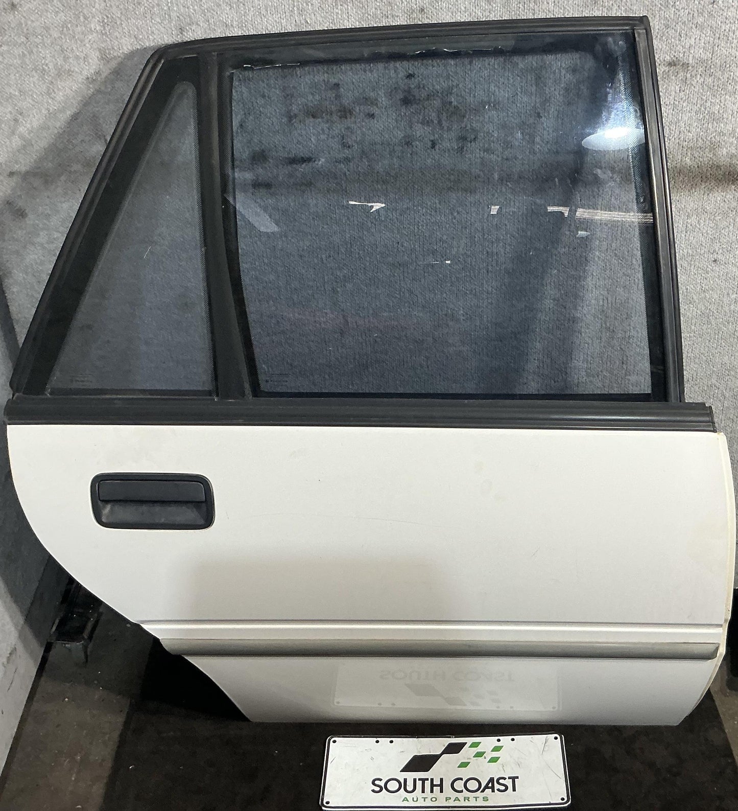 Holden Commodore VR 6H8VRK19HSL781543 Right Rear Door