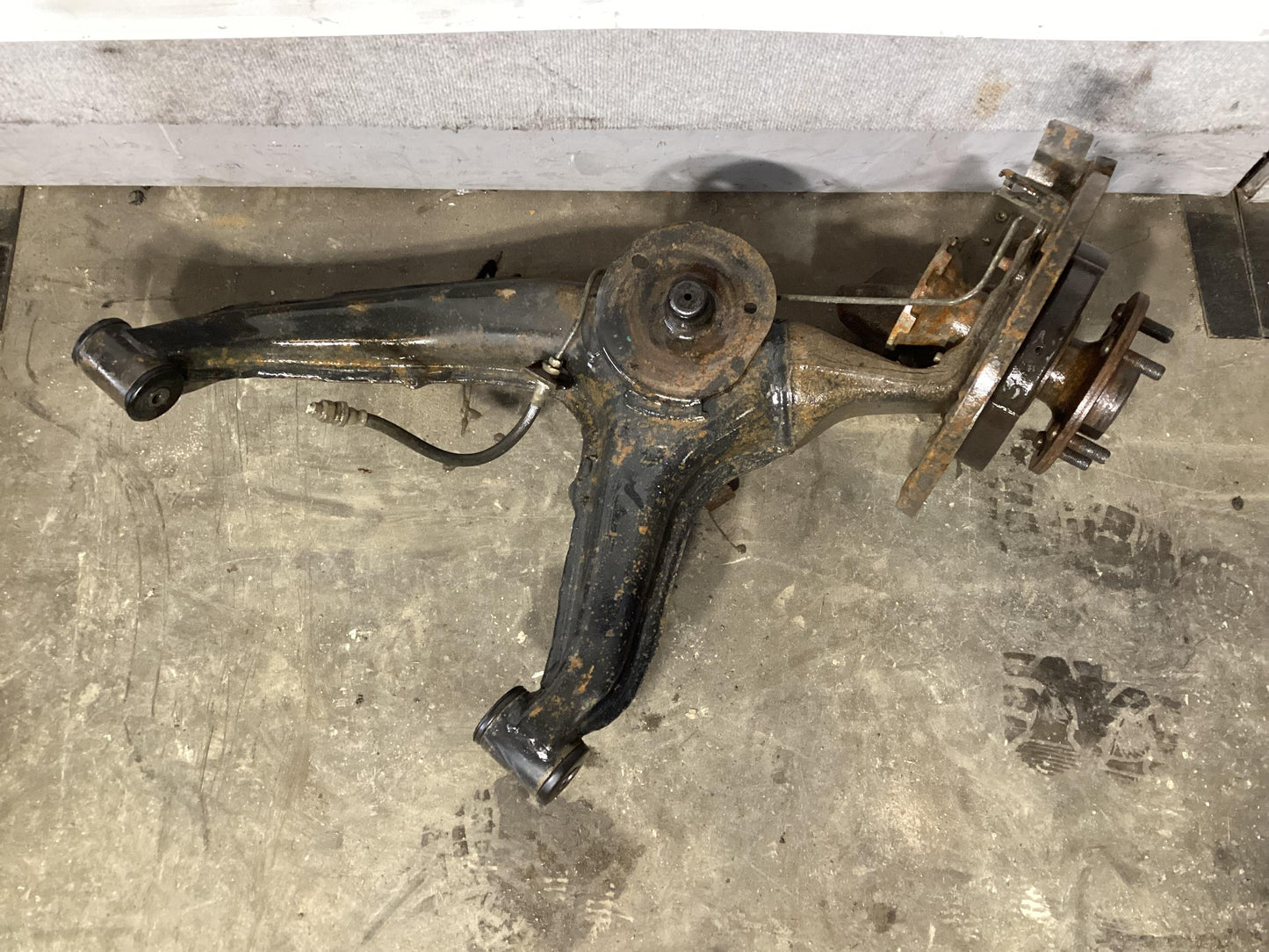 Holden Commodore VU  Right Rear Lower Control Arm