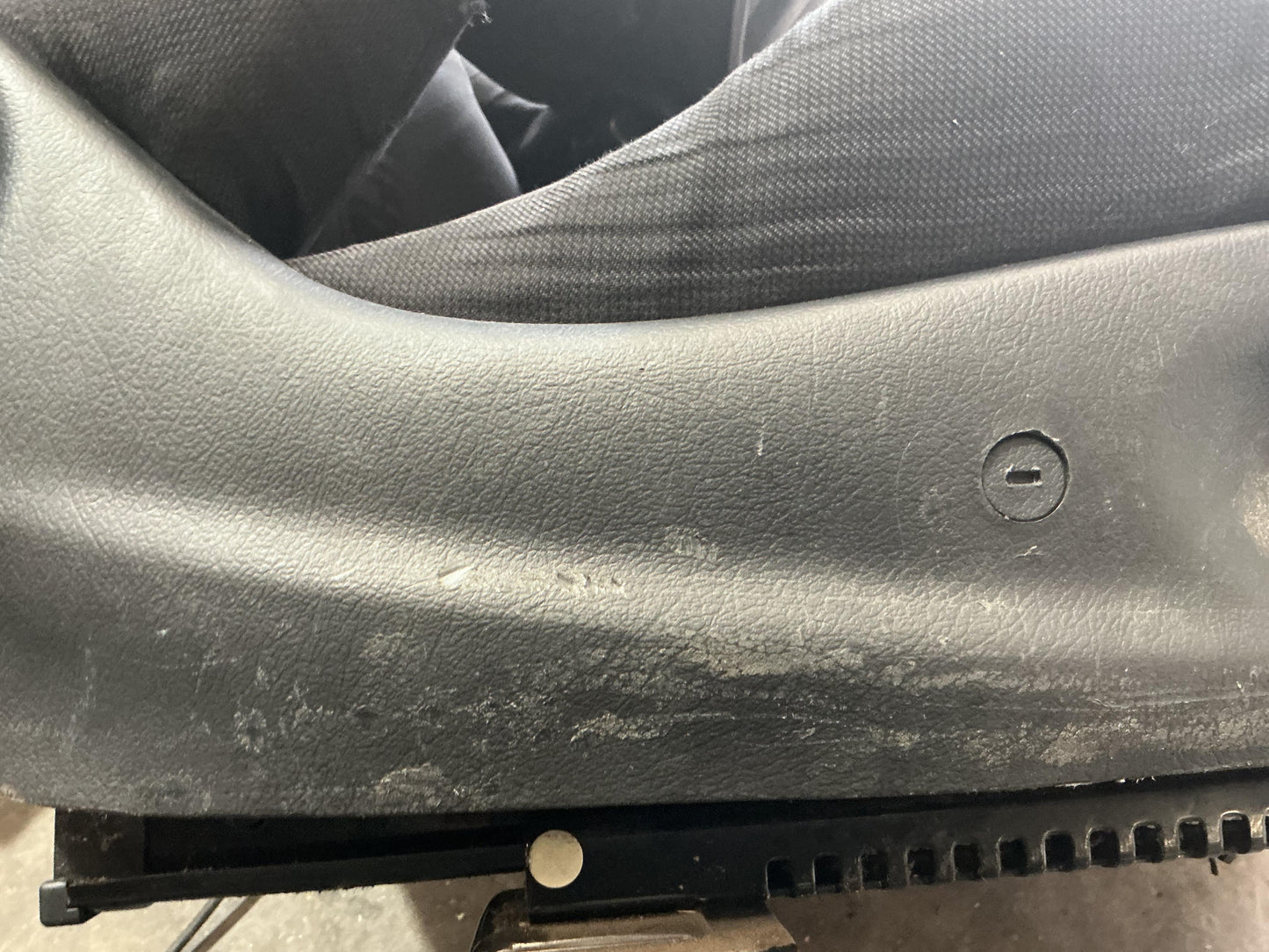 Holden Commodore VU 6H8VUK80F2L904753 Complete Interior