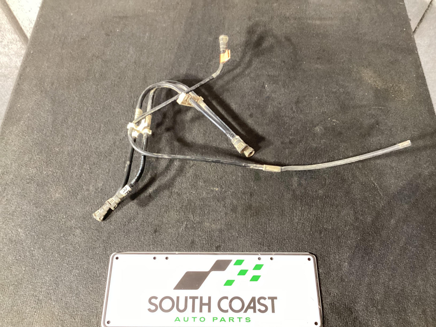 Holden Commodore VU  Fuel Line 92078066
