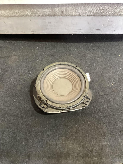 2006 - 2010 Holden Commodore VE  Subwoofer 92190186
