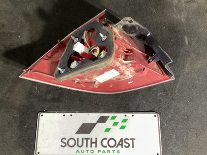 Holden Commodore   Right Taillight