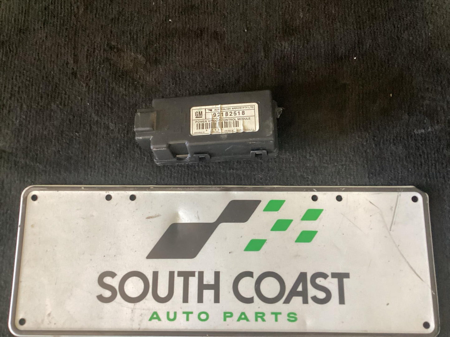 Holden Commodore   Power Window Control Module  92182518