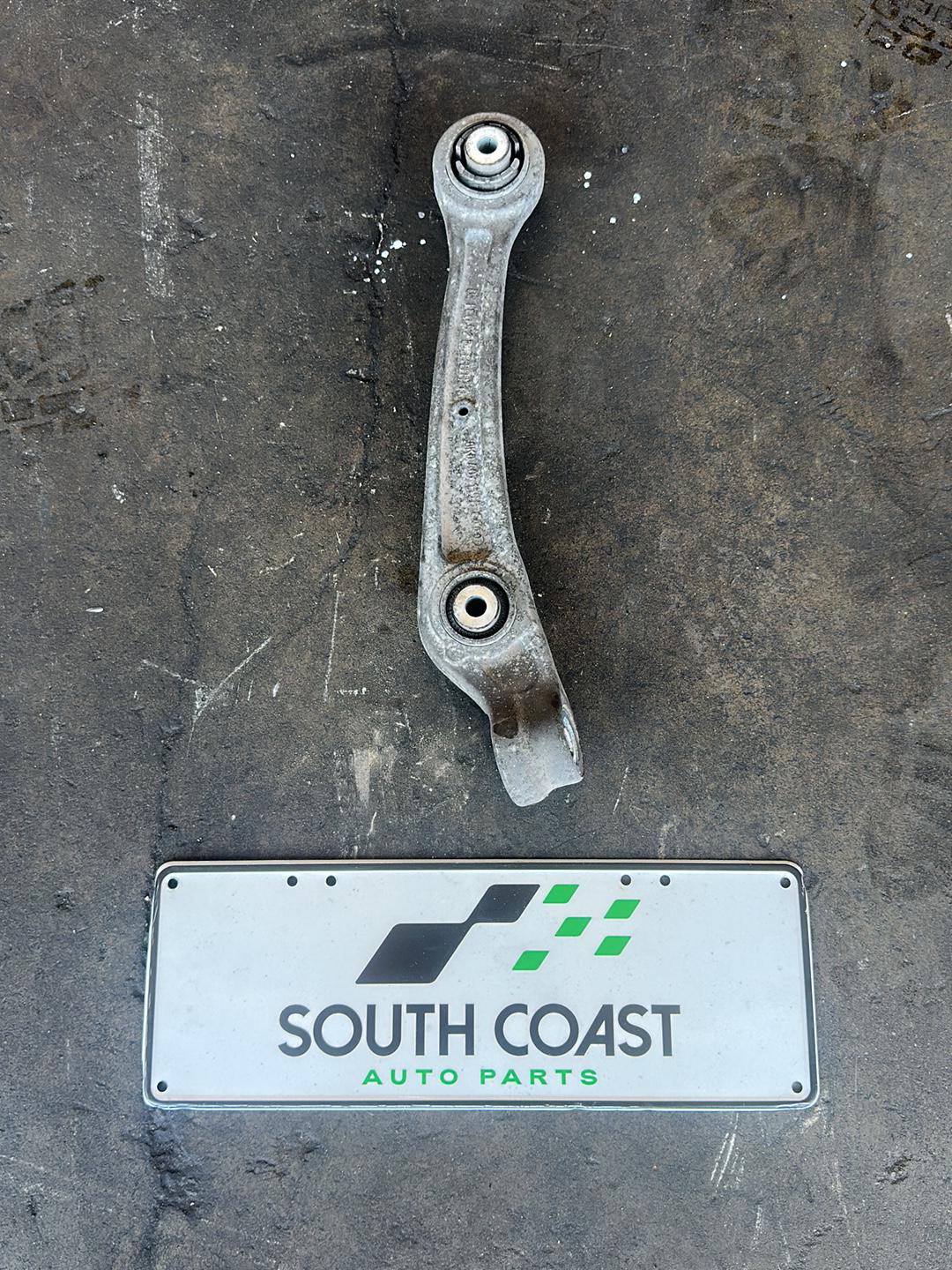 Audi A4 B8 WAUZZ8K9AA071441 Left Front Lower Control Arm