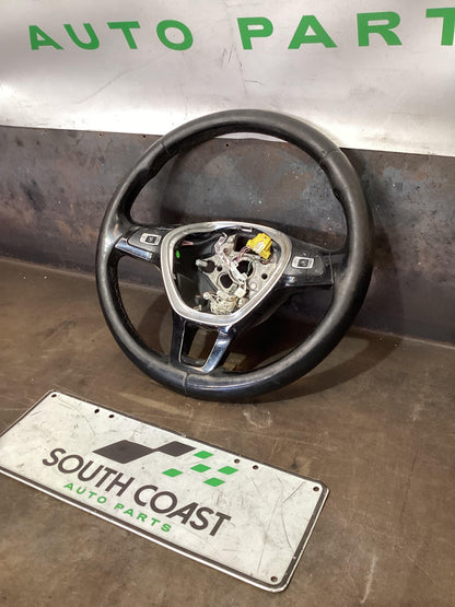Volkswagen Amarok   Steering Wheel 628024100A