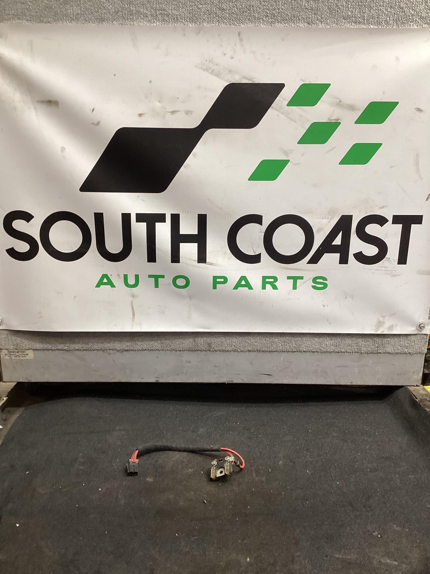 2006 - 2010 Holden Commodore VE  Battery Fuse