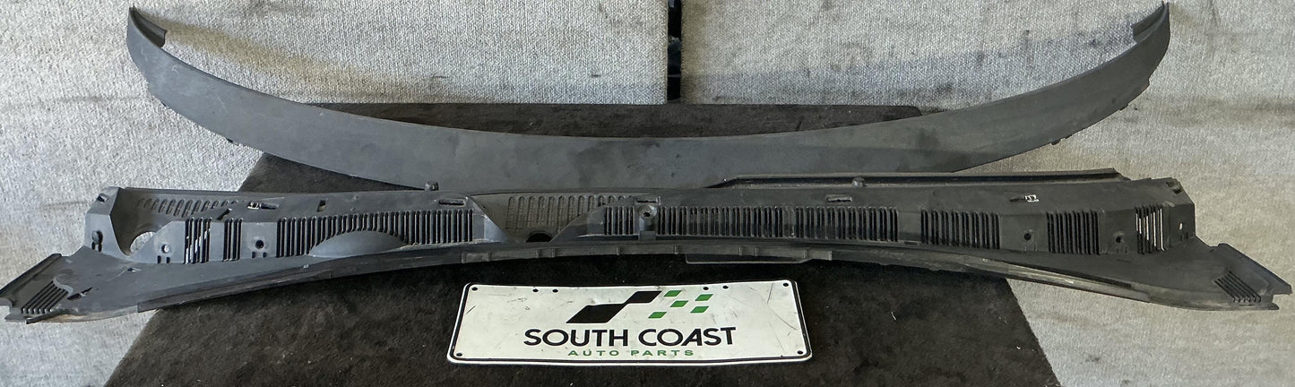 Holden Commodore VY  Dash/Cowl 92084446