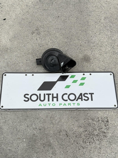 Audi A4 B8 WAUZZ8K9AA071441 Horn 8K0951221