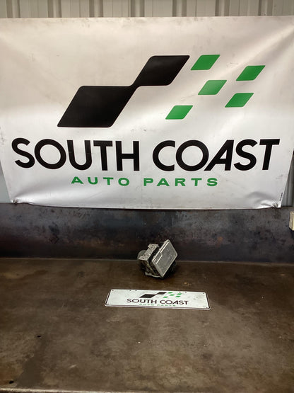 Volkswagen Amarok   ABS Brake Module 2H6907379A