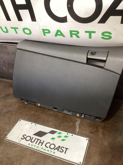 Holden Commodore VE  Glove Box 92496727