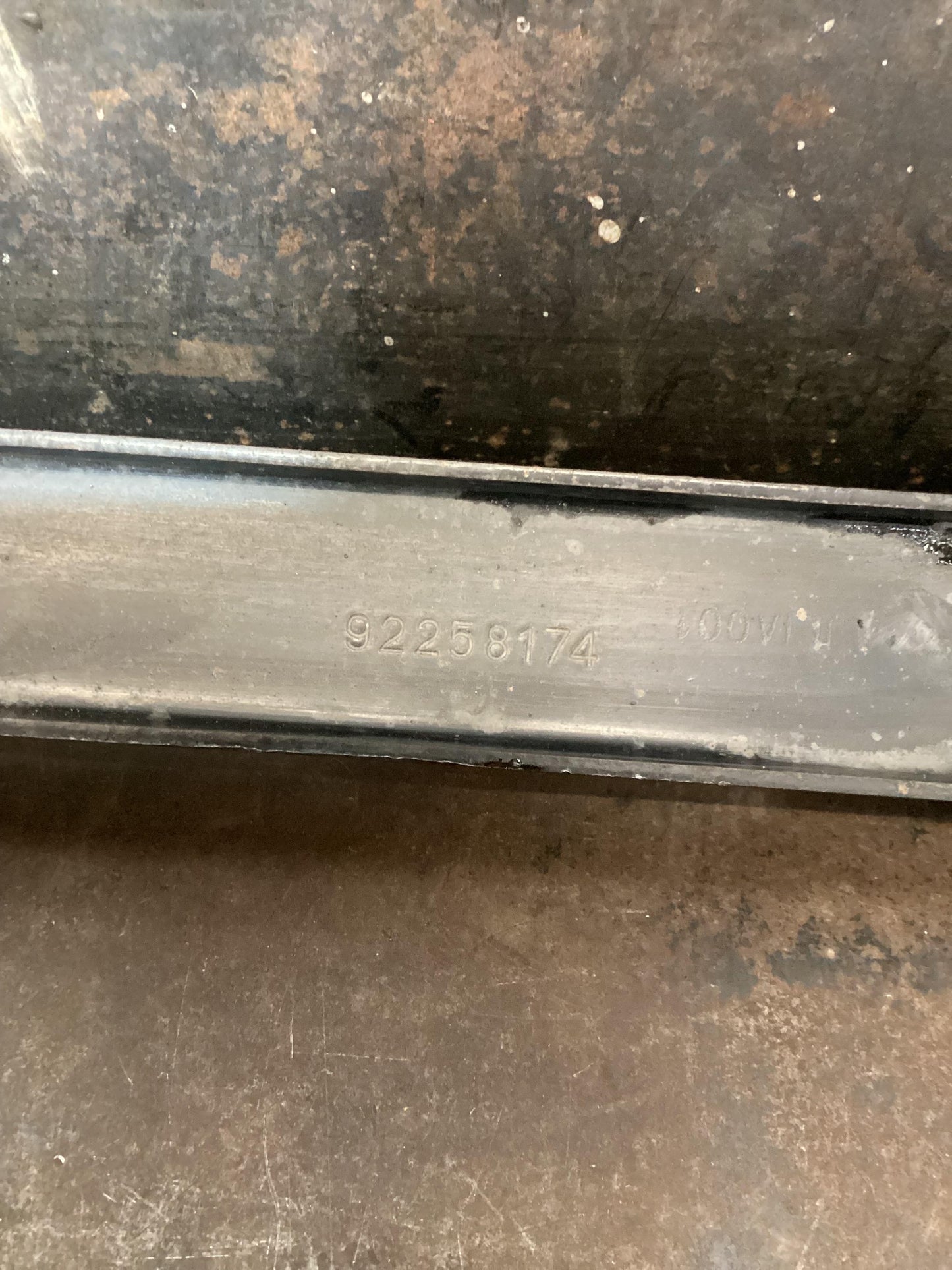 Holden Commodore VF  Right Rear Lower Control Arm 92258174