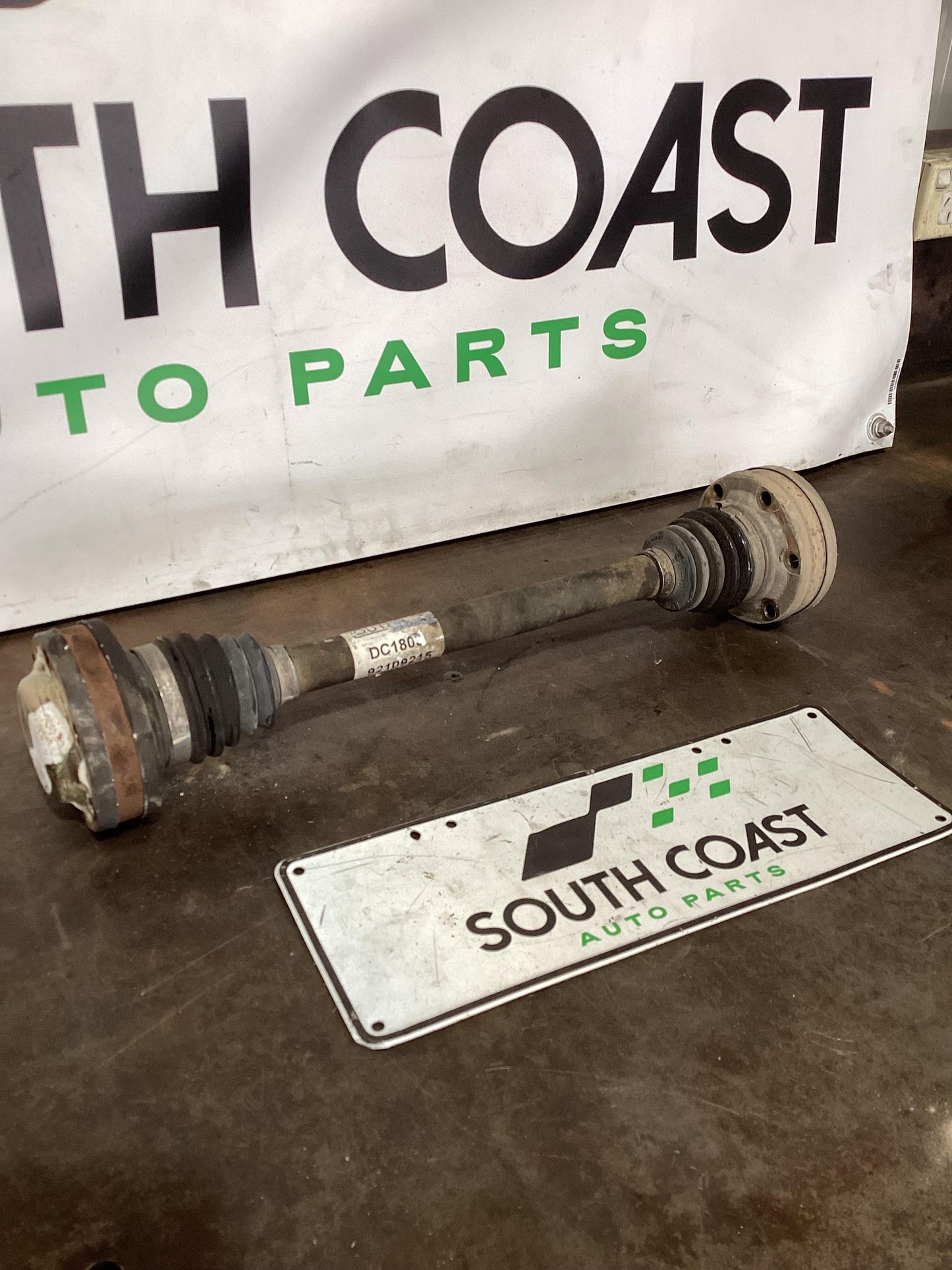 Holden Commodore VY  Right Driveshaft 92109215