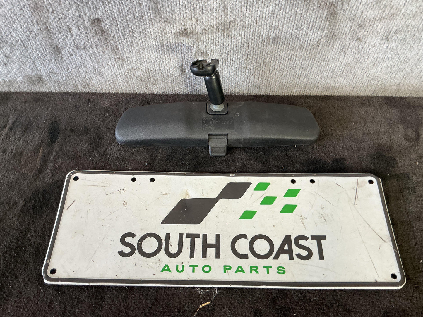 Holden Commodore VU 6H8VUK80F2L904753 Interior Mirror