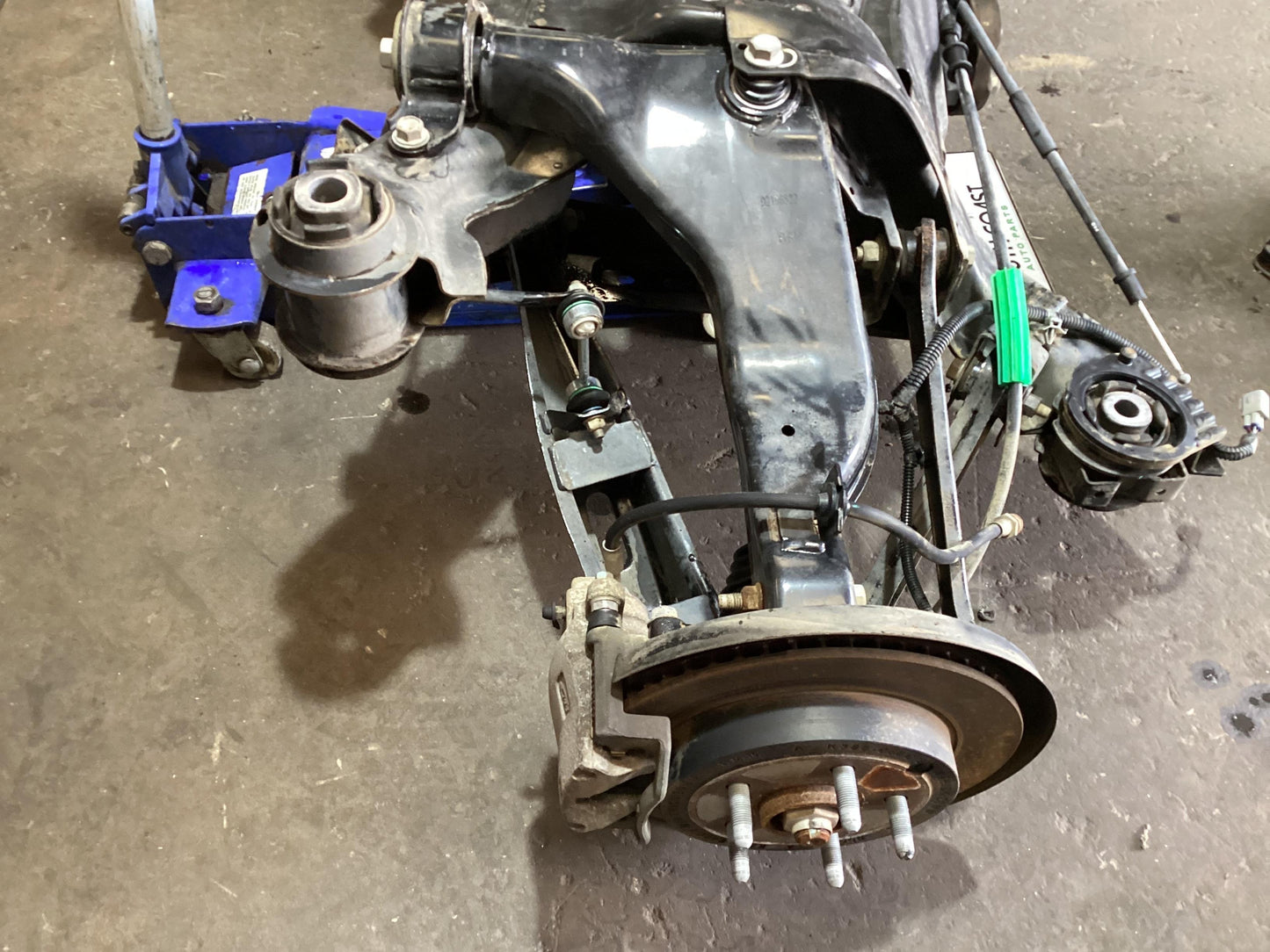 Holden Commodore VE 6G1EK5E79BL526529 Rear Cradle Complete