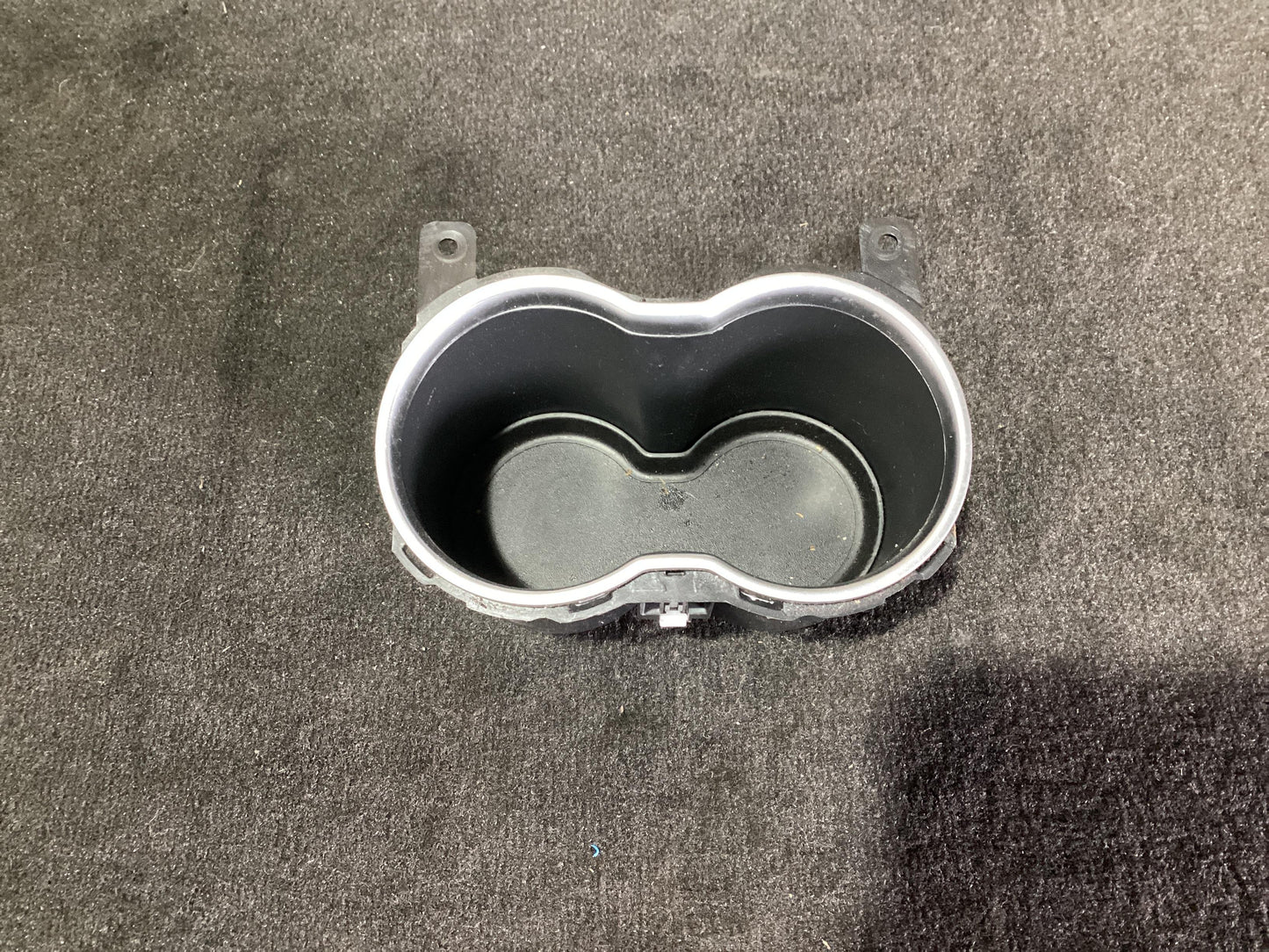 2007, Holden, Calais, VE, Calais, Cup Holder Front Console