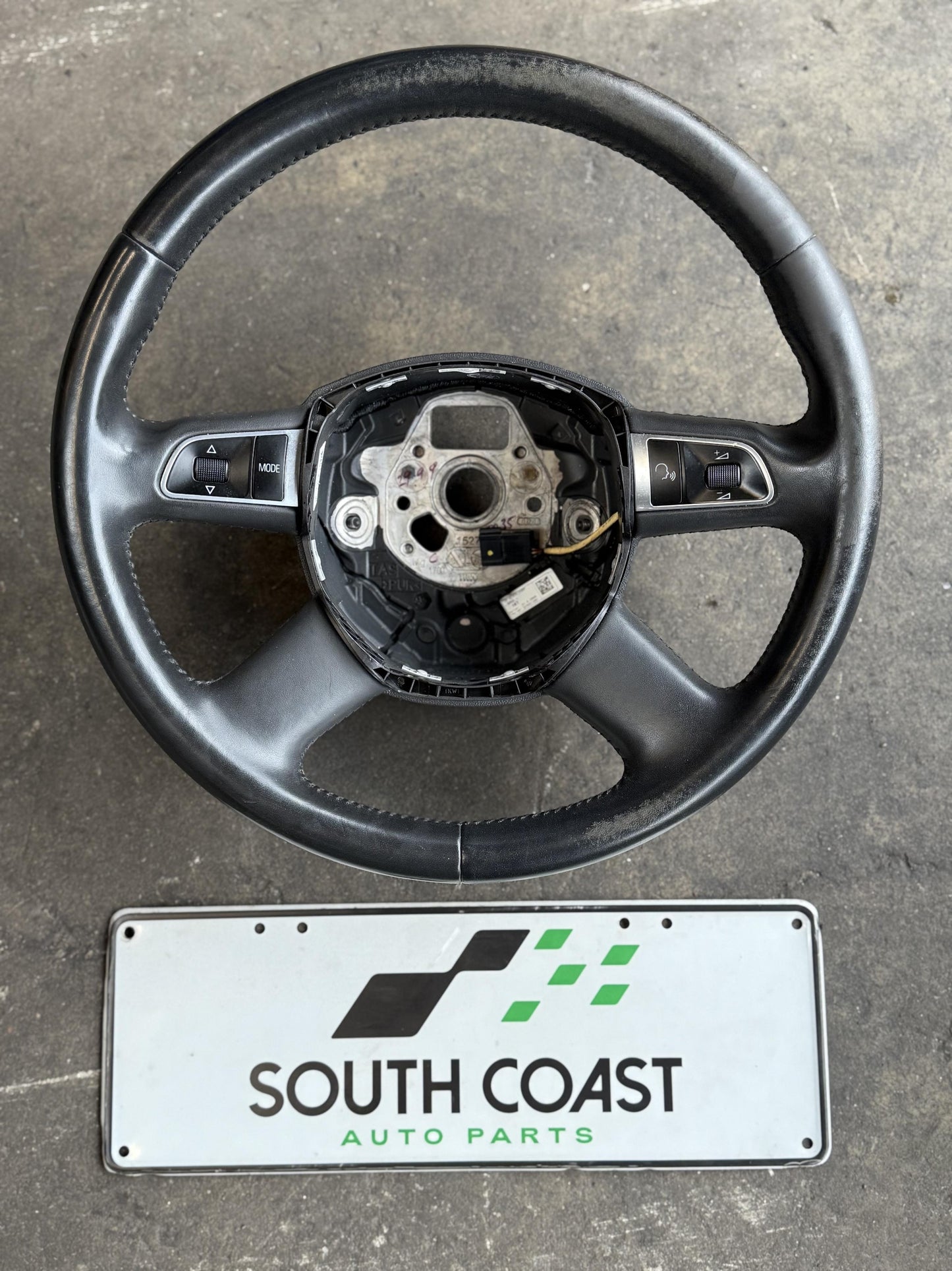 Audi A4 B8 WAUZZ8K9AA071441 Steering Wheel 8K0419091BG