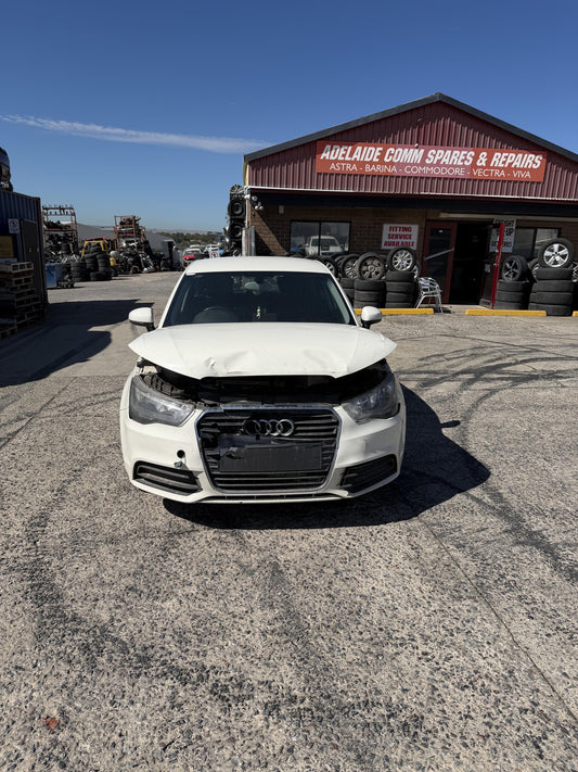 Audi A1 Sportback 8X White